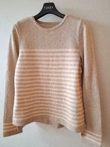 FOXEY 마카롱 보더 스웨터 42 사이즈