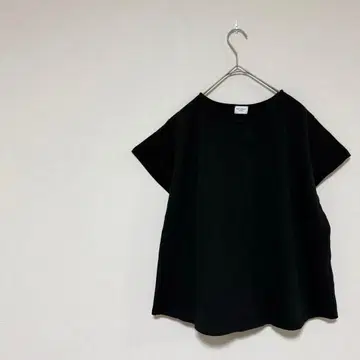 어반 리서치 도어스 티셔츠 반팔 크루넥 블랙 플레어