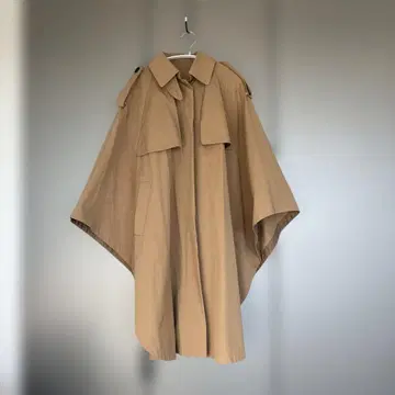 allureville 베이지 케이프 트렌치코트 판초 Manteco