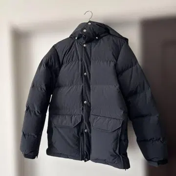 THE NORTH FACE 블랙 다운 자켓 캠핑 시에라