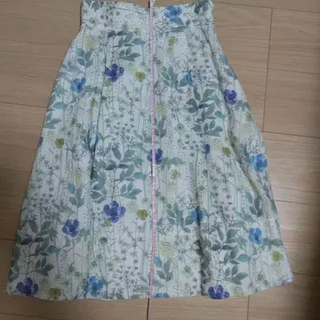 리버티 꽃무늬 플레어 스커트 약 70cm 기장