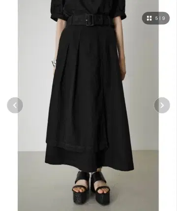 AZUL by moussy 랩 플레어 데님 스커트