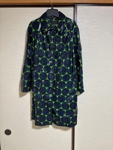 케이트 스페이드 도트 무늬 트렌치코트