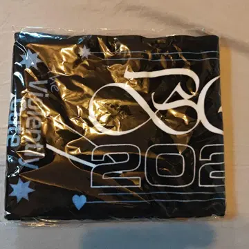 폭력적으로 귀여운 2024 VIP 한정판 머플러 타월