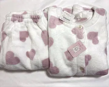 나르에 모코모코 스노우 파우더 페플럼 하트 파자마