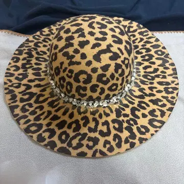 레오파드 무늬 햇