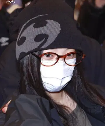 해린 착용 Sansangear 비니 산산기어 newjeans