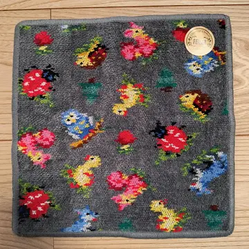 페이러 하이디 프렌즈 포레스트 손수건