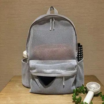 [ 새상품 미사용 ] 택 포함 무인양품 메쉬 럭색 20L 라이트 그레이