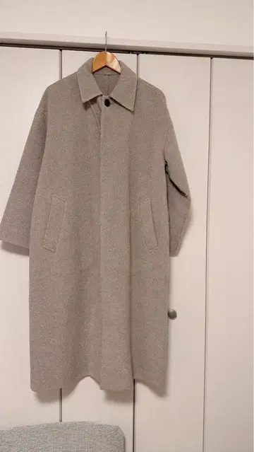 베이지 울 느낌 롱 코트