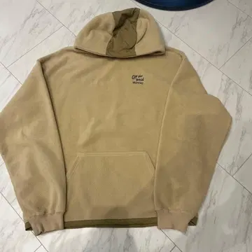 Montley Off the Grid 후드티 베이지