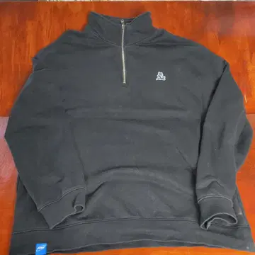 ADER 블랙 집업 맨투맨