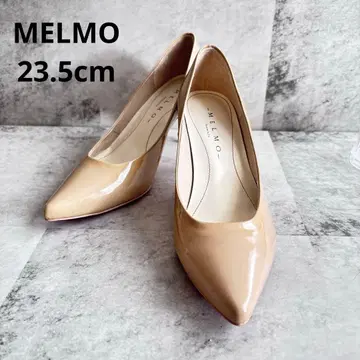 [ MELMO ] 미사용 새상품 에나멜 펌프스 베이지 23.5cm 핑힐