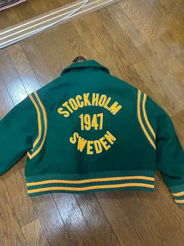 H&M 바시티 자켓 2025년 가을 3회 정도 착용만 버시티 NFL