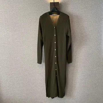 카키색 리브 롱 가디건