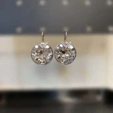 스와로브스키 귀걸이