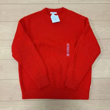 리브 크루넥 스웨터