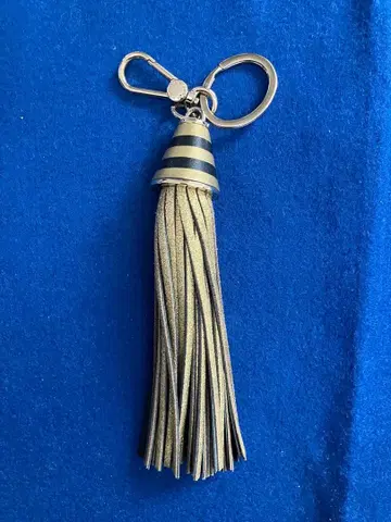 새상품급 FURLA 훌라 가죽제품 참 키링