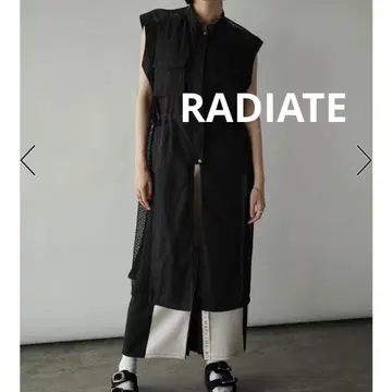 [택 포함 새상품] RADIATE 메쉬 x 트윌 절개 롱베스트 야마다야