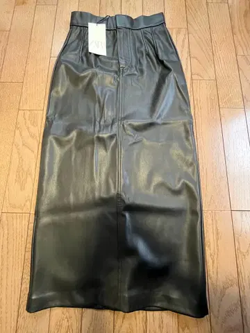 ZARA 블랙 타이트 스커트 XS