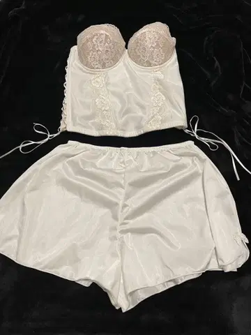 화이트 브라이덜 이너 세트 마터니티