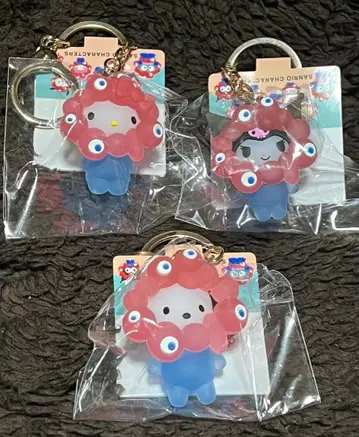 산리오 미야쿠미야쿠 키링 클리어 키티 쿠로미 포차코 세트
