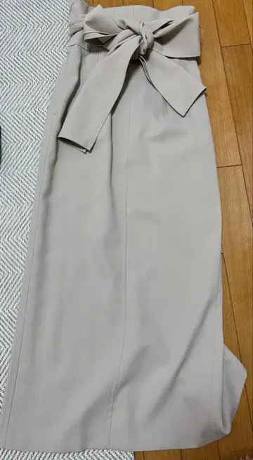 FRAY I.D 하이웨스트 리본 벨트 타이트 스커트