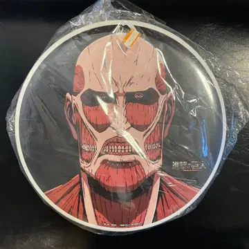 [ 미개봉 ] 진격의 거인 빅 배지 플레이트 25cm 초 대형 거인 레어