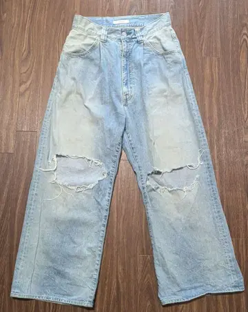 JieDa DAMAGE ONE TUCK WIDE STRAIGHTDENIM