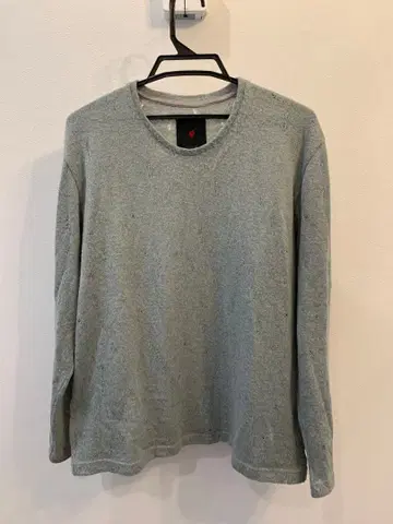 MAXSIX 데미지 니트