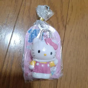 레어 헬로키티 키링 핑크