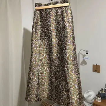 nano universe 브라운 계열 꽃무늬 롱 스커트