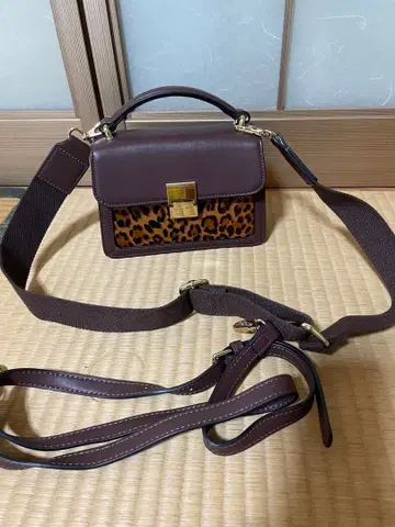 쿠미쿄쿠 숄더백