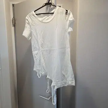 이프식스워즈나인 컷팅 티셔츠