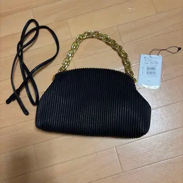 블랙 숄더백 합성 피혁