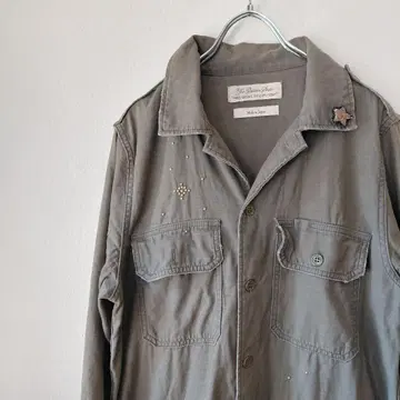 레미 릴리프 REMI RELIEF 밀리터리 셔츠 자수 스터드