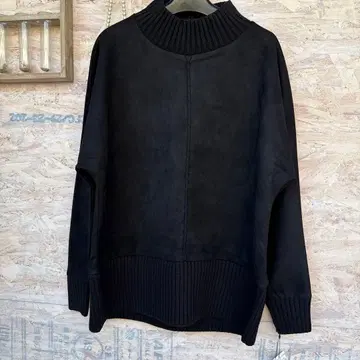 야마다야 스콧 클럽 구매 미사용 새상품 스웨이드풍 터틀넥 상의