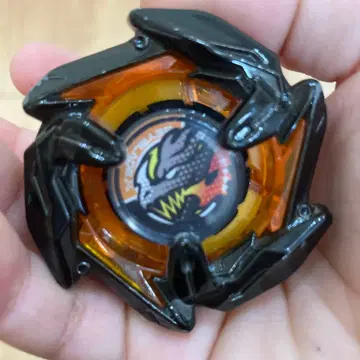 드란대거 2-80GP 메탈 코트: 블랙 베이블레이드 X