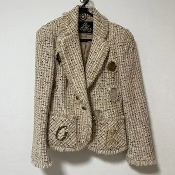 베이지 트위드 테일러드 자켓 이타리야