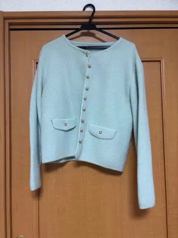 민트 그린 긴팔 가디건 버튼 포함