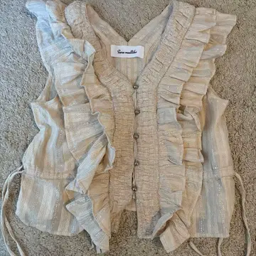 Sara malika 프릴 슬리브리스 셔츠