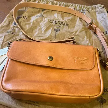 [ 미사용 새상품 ] CLEDRAN 숄더백