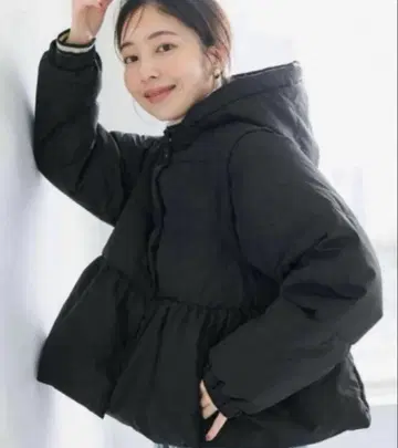 [ M 사이즈 ] coca 4way 탈부착 충전솜 아우터 블랙