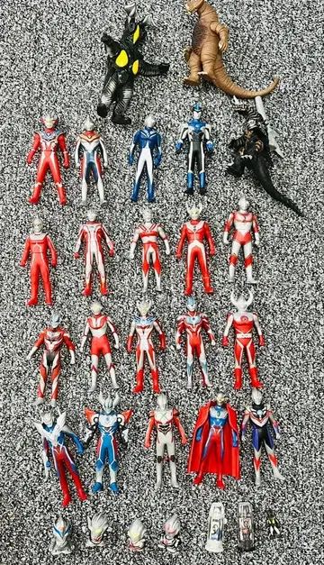 새상품급 울트라 괴수 묶음 판매 1