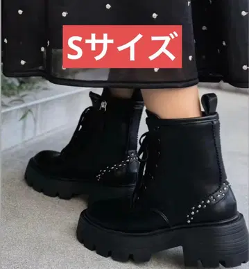 도노반 아키론 콜라보 리본 레이스업 부츠 S