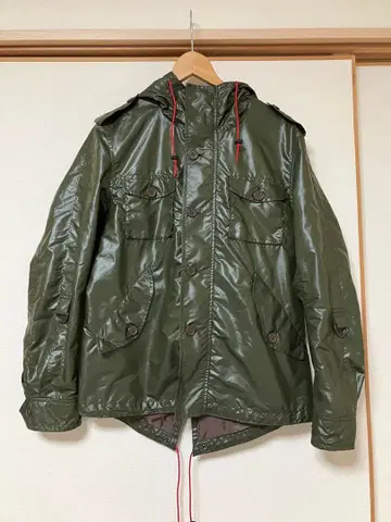 새상품급 히로미치 나카노 올리브 그린 후드 부착 자켓 L 사이즈