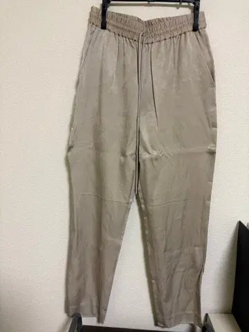 BEAUTY 라이트 베이지 캐주얼 팬츠 S 사이즈