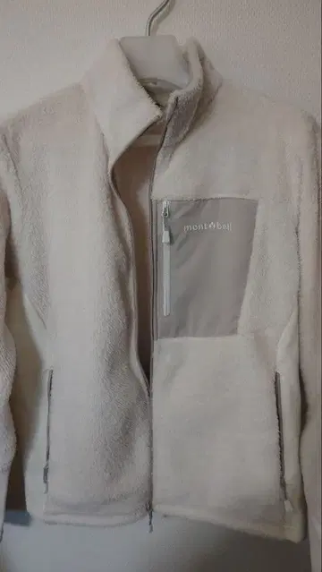 [ 새상품급 ] 몽벨 보아 플리스 클라이마에어 M-R 루즈핏 자켓