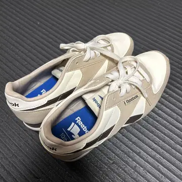 Reebok 스니커즈 베이지/화이트