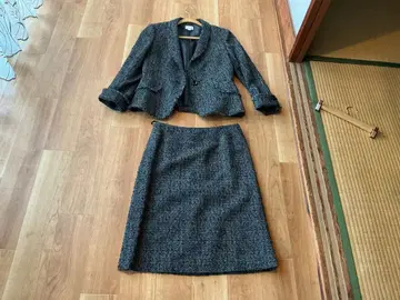 그레이 계열 정장 세트 (자켓 스커트)